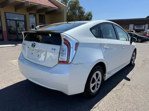 Used 2015 Toyota Prius Two FWD image 10