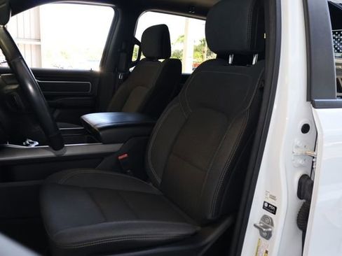 Used 2022 RAM 1500 Big Horn AWD/4WD image 14