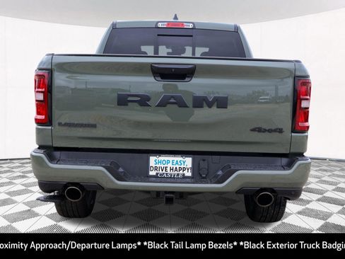 New 2026 RAM 1500 Laramie AWD/4WD image 17
