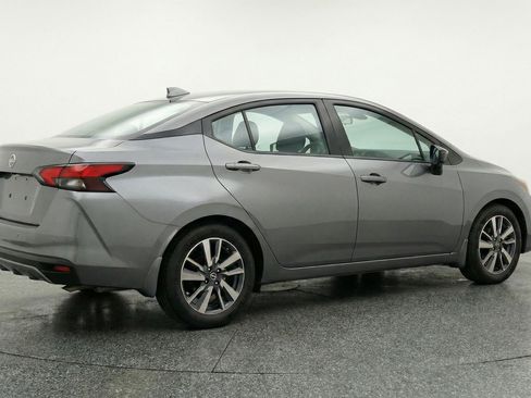 Used 2025 Nissan Versa SV FWD image 9