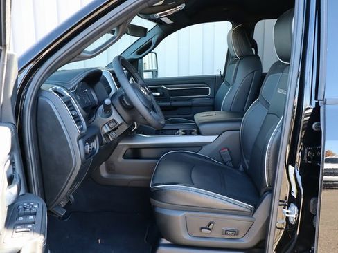 Used 2025 RAM 2500 Laramie w/ Sport Appearance Package image 12