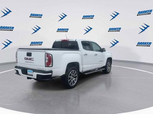 Used 2022 GMC Canyon Denali image 8