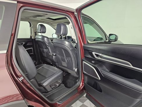 Used 2020 Kia Telluride S AWD/4WD image 36