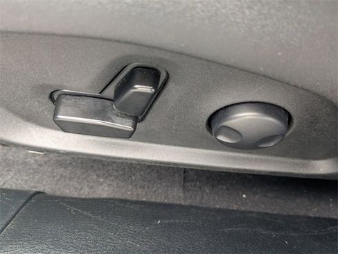 Used 2024 Jeep Compass Limited image 13