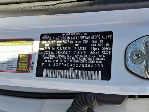 Used 2018 Kia Sorento SX image 29