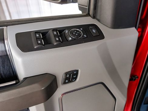 Used 2022 Ford F450 Limited w/ FX4 Off-Road Package image 44