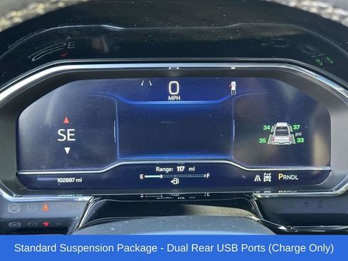 Used 2023 Chevrolet Silverado 1500 LT image 9