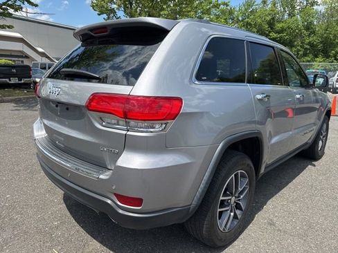 Used 2018 Jeep Grand Cherokee Limited AWD/4WD image 18