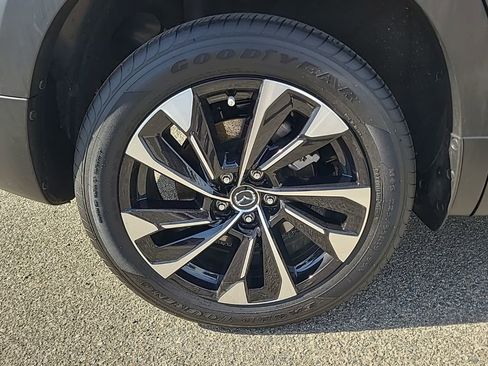 Certified 2025 MAZDA CX-50 2.5 Hybrid w/ Weather Package image 31