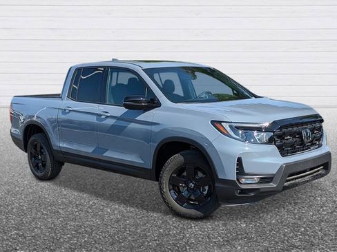 New 2026 Honda Ridgeline Black Edition image 7