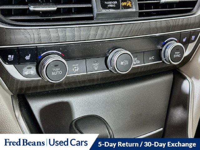 Used 2018 Honda Accord Touring image 22