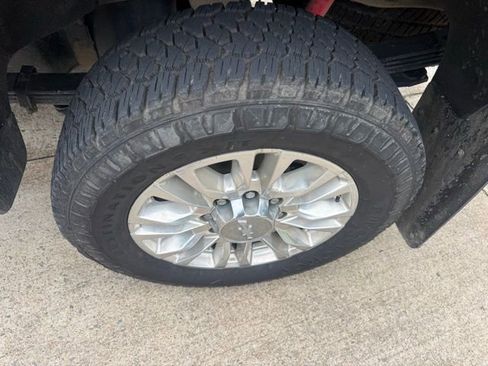 Used 2020 Chevrolet Silverado 2500 High Country w/ Z71 Off-Road Package AWD/4WD image 15