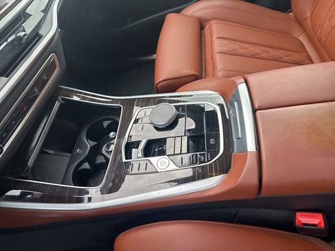 Used 2024 BMW X5 xDrive40i w/ Premium Package image 22