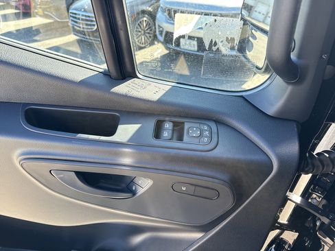 New 2026 Mercedes-Benz Sprinter 2500 image 17