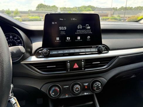 Used 2021 Kia Forte LXS image 15