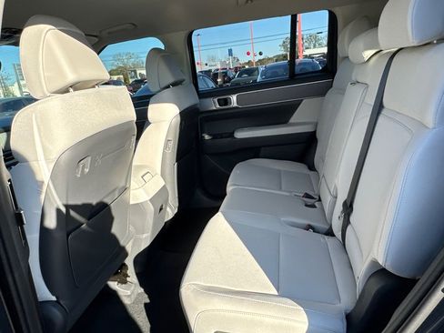 New 2026 Hyundai Santa Fe SE image 11