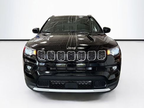 Used 2024 Jeep Compass Limited AWD/4WD image 4