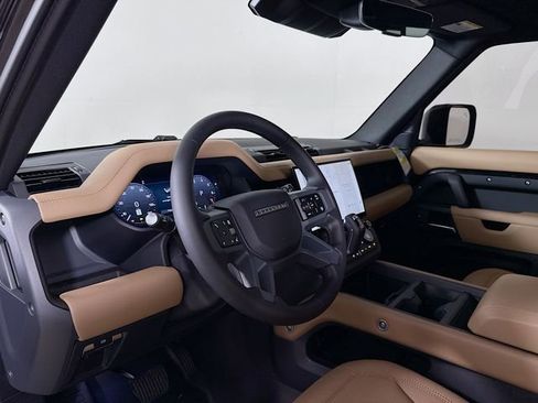 New 2026 Land Rover Defender 110 S image 9