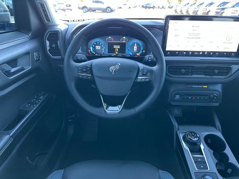 New 2025 Ford Bronco Sport Outer Banks image 13