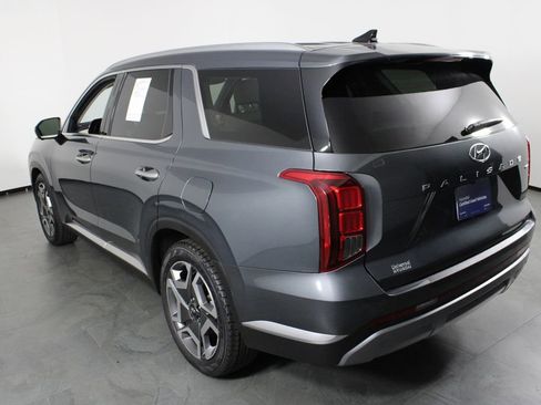 Certified 2024 Hyundai Palisade Limited image 3