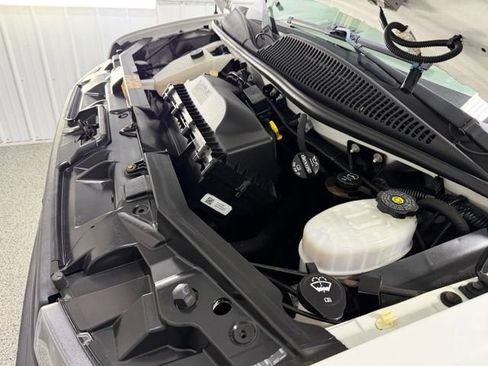 Used 2020 Chevrolet Express 2500 w/ Driver Convenience Package RWD image 22