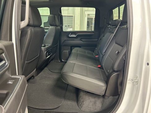 Used 2025 GMC Sierra 3500 Denali w/ Denali Reserve Package image 33