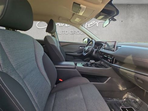 Used 2022 Nissan Rogue SV FWD image 24