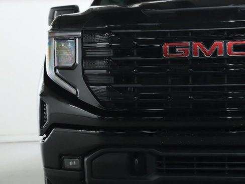 Used 2023 GMC Sierra 1500 Elevation AWD/4WD image 6
