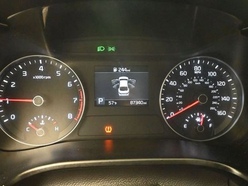 Used 2019 Kia Forte LXS image 28