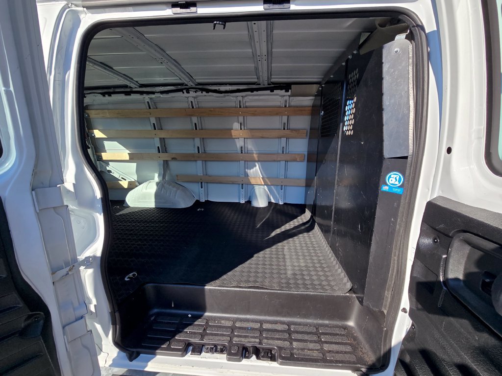 Certified 2025 GMC Savana 2500 w/ Driver Convenience Package RWD image 27