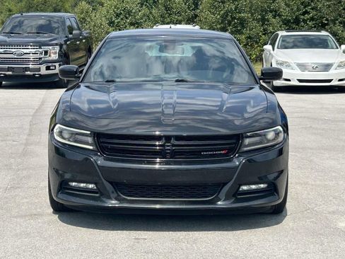 Used 2018 Dodge Charger R/T w/ Navigation & Travel Group RWD image 2