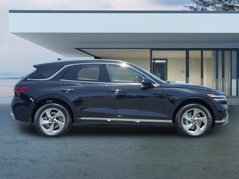 New 2026 Genesis GV70 2.5T AWD/4WD image 3