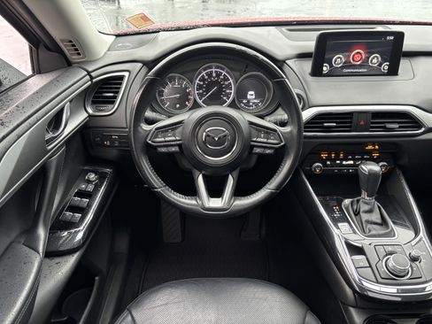 Used 2019 MAZDA CX-9 Touring w/ Touring Premium Package image 25