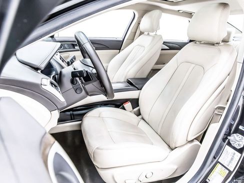 Used 2019 Lincoln MKZ Reserve AWD/4WD image 28