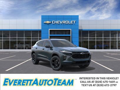New 2026 Chevrolet Trax LT w/ Driver Confidence Package