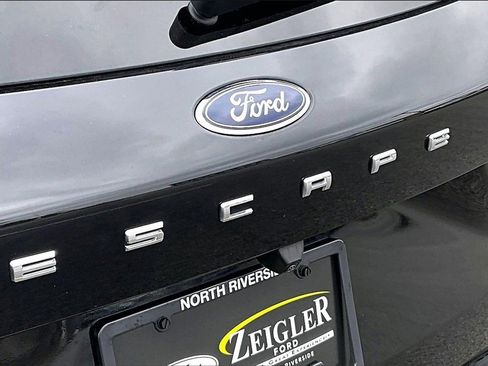 Certified 2023 Ford Escape ST-Line Select w/ Tech Pack #2 image 8