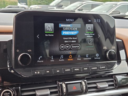 Used 2022 Nissan Pathfinder Platinum w/ Cargo Package AWD/4WD image 22