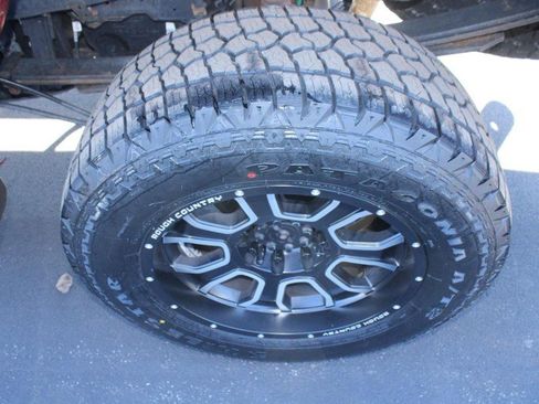 Used 2017 Ford F250 XLT w/ FX4 Off-Road Package image 8