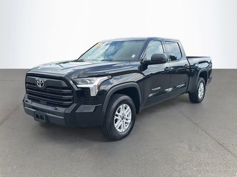 Used 2022 Toyota Tundra SR5 AWD/4WD image 8
