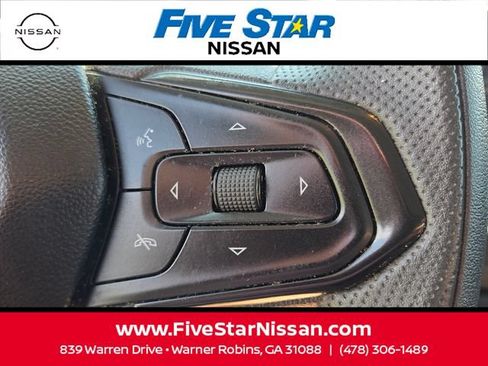 Used 2022 Chevrolet TrailBlazer LT FWD image 28