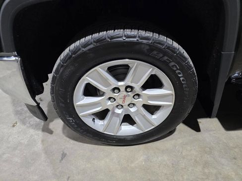 Used 2015 GMC Sierra 1500 SLE AWD/4WD image 24