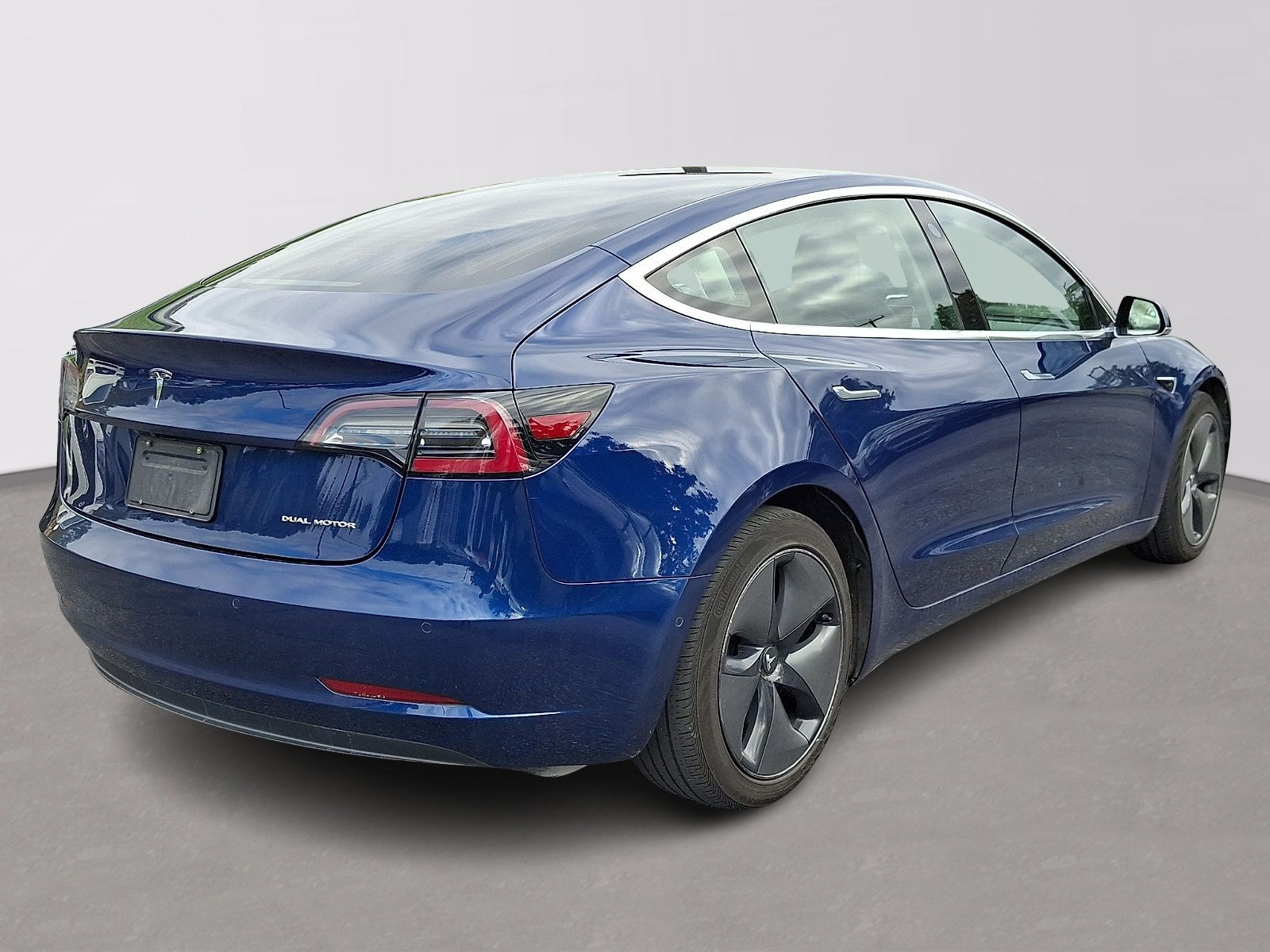 Used 2019 Tesla Model 3 Long Range AWD/4WD image 6