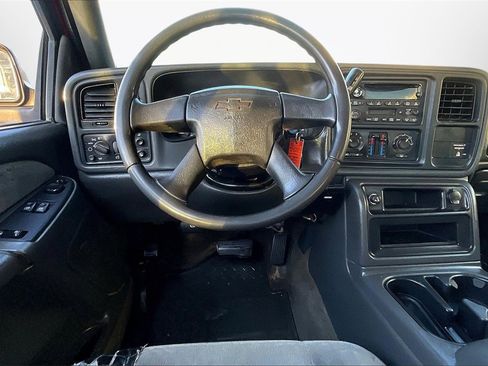 Used 2003 Chevrolet Silverado 2500 LS w/ Skid Plate Package image 9