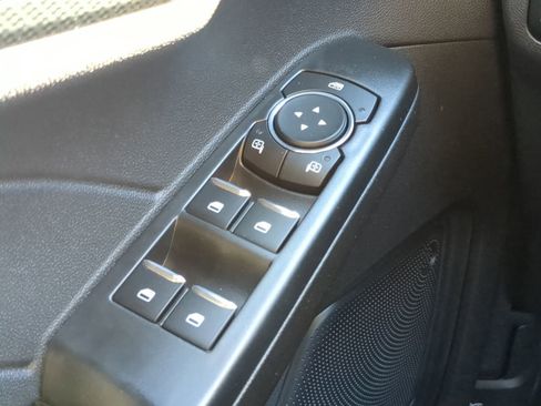 Used 2024 Ford Escape ST-Line w/ Equipment Group 301A image 19