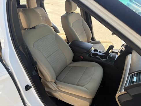 Used 2017 Ford Explorer FWD image 37