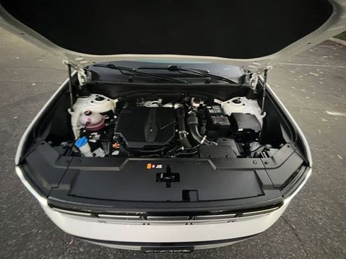 Used 2025 Hyundai Santa Fe SEL image 35