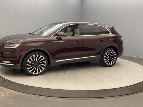 Used 2021 Lincoln Nautilus Black Label AWD/4WD image 9