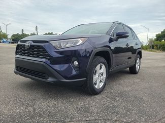 Used 2021 Toyota RAV4 XLE w/ Convenience Package FWD video 2
