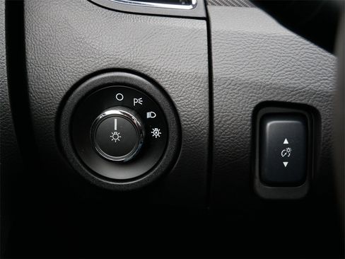 Used 2015 Ford Taurus SHO w/ Equipment Group 401A image 18