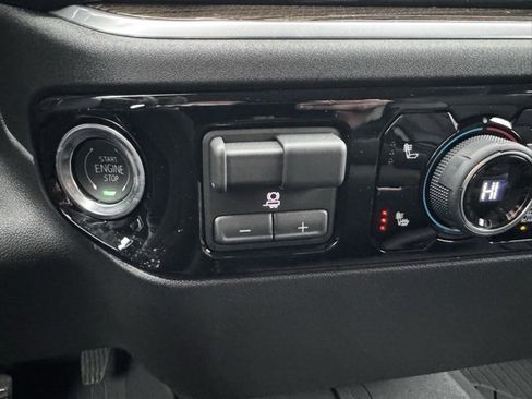 New 2026 Chevrolet Silverado 3500 LT w/ Leather Package image 15